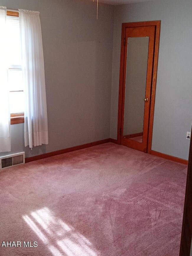 13 bedroom 1