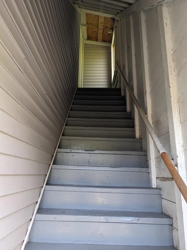 99 Park St, Rutland, VT 05701 - photo 4