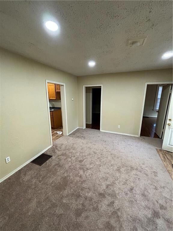 2524 Chess Ave, Parsons, KS 67357 - photo 3