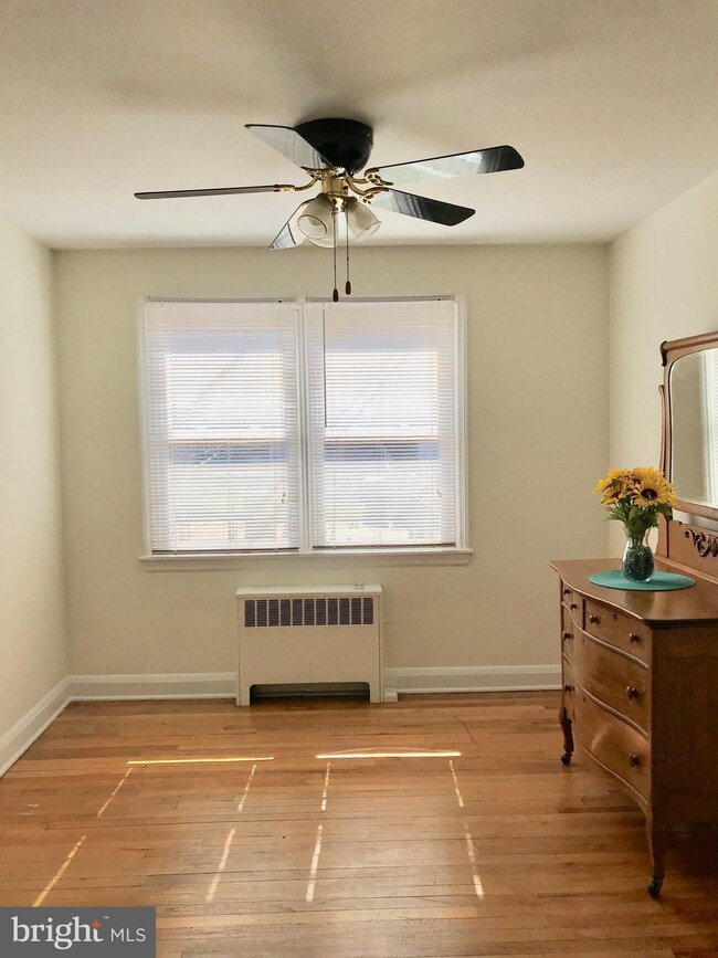 1012 Joh Ave, Baltimore, MD 21229 - photo 4