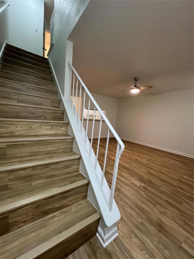 8400 Jamestown Dr unit 322, Austin, TX 78758 - photo 6