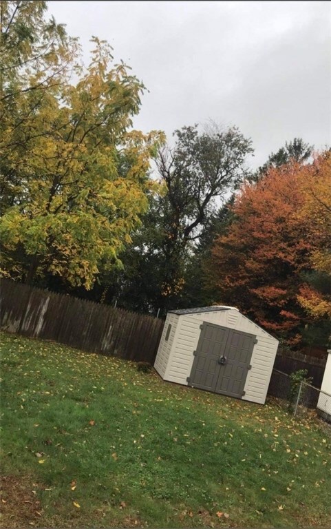 16 Greene Ave, Cranston, RI 02920 - photo 4