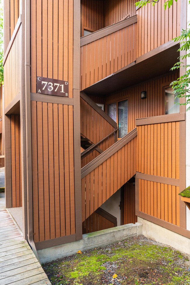 Exterior_8