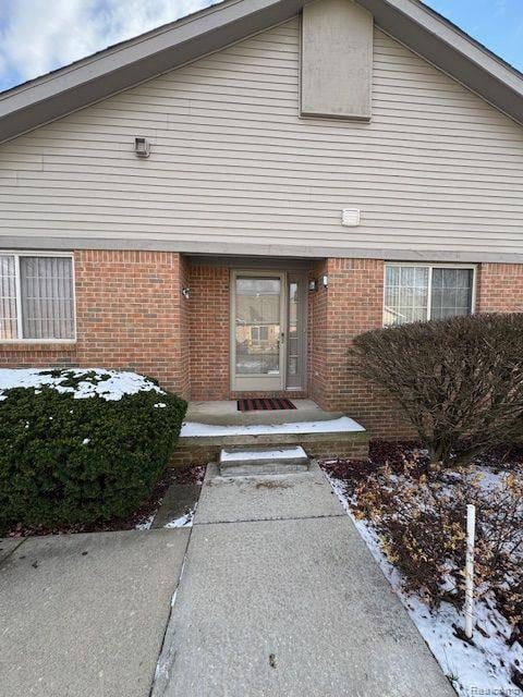 1922 Pebble Creek Dr, Canton, MI 48188 - photo 2