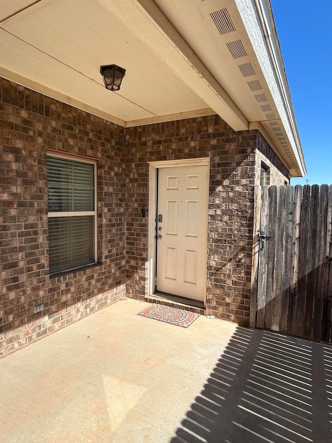 12007 Englewood Ave unit B, Lubbock, TX 79424 - photo 3