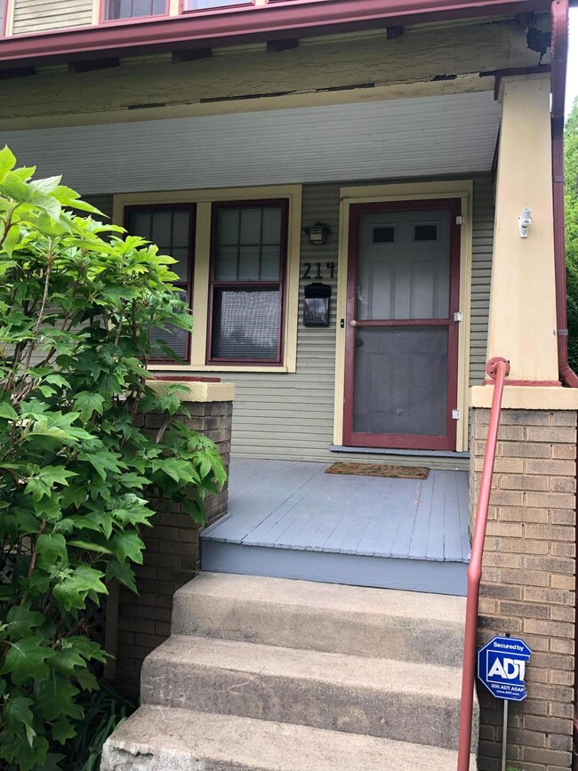 212 E Moler St unit 14, Columbus, OH 43207 - photo 2