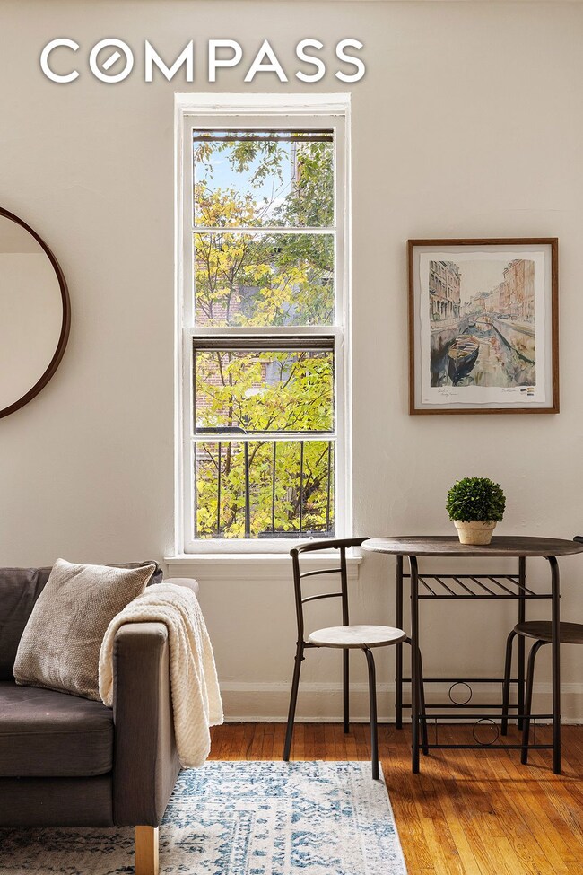 126 W 96th St unit 3E, New York, NY 10025 - photo 3