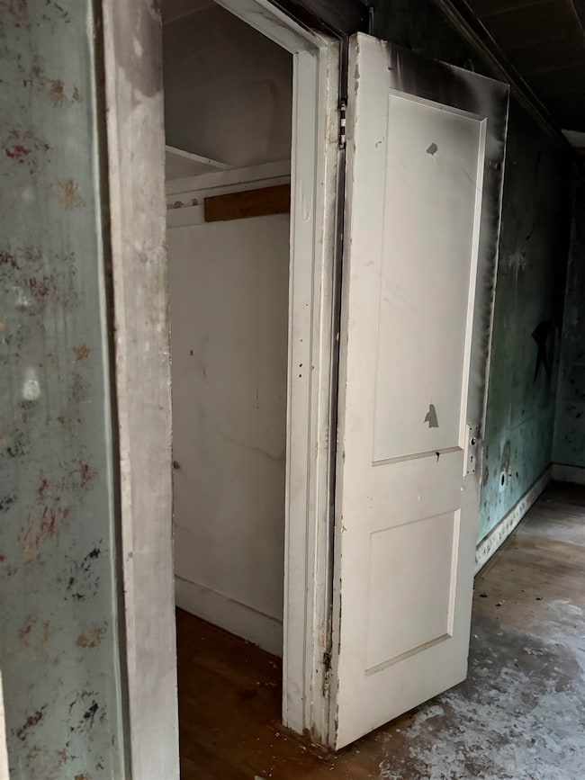 401 N Leach Ave, Watonga, OK 73772 - photo 5