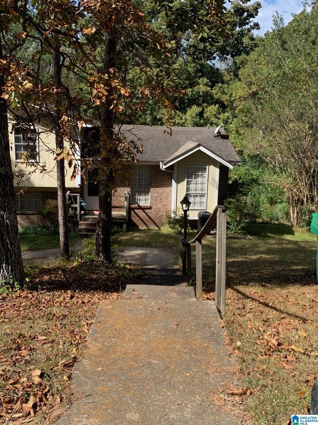 2724 6th St NE, Center Point, AL 35215 - photo 5