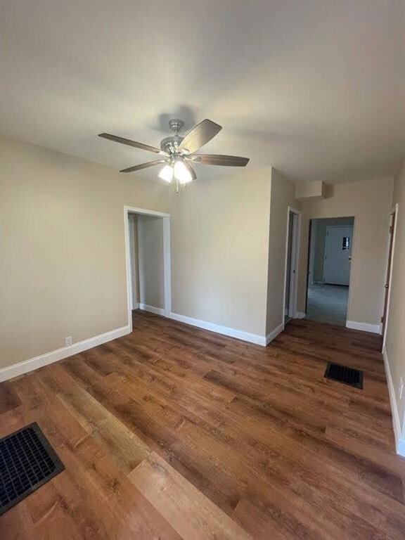 Living/dining room area.