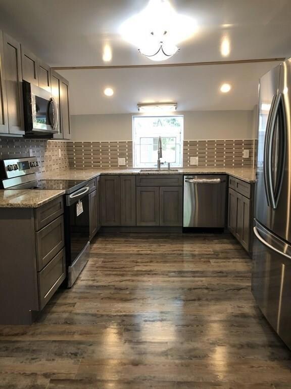 27 Mechanic St, Monson, MA 01057 - photo 3