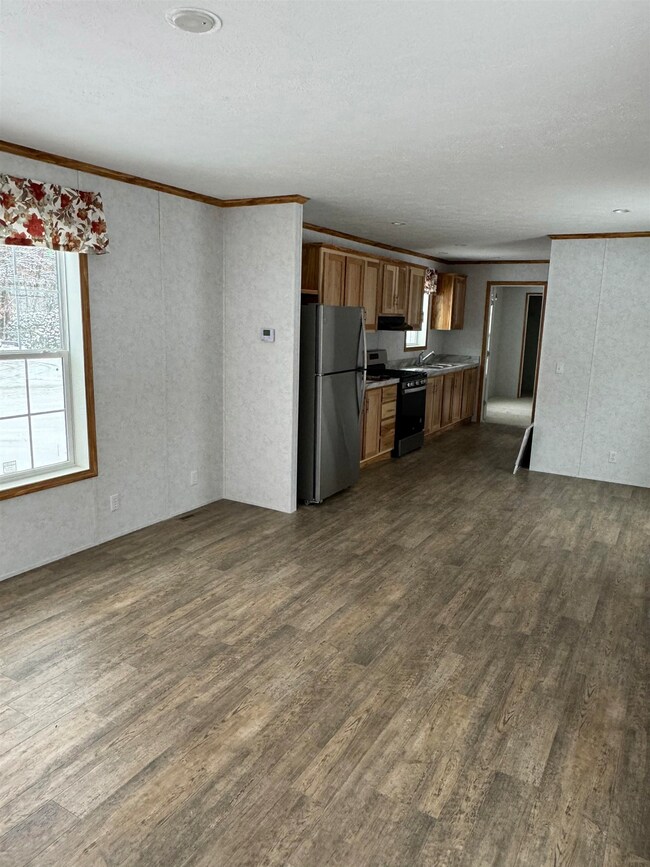 32 Gateway Dr, Hinsdale, NH 03451 - photo 4