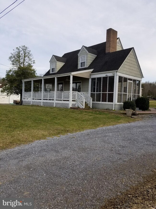 6255 Strasburg Rd, Strasburg, VA 22657 - photo 2