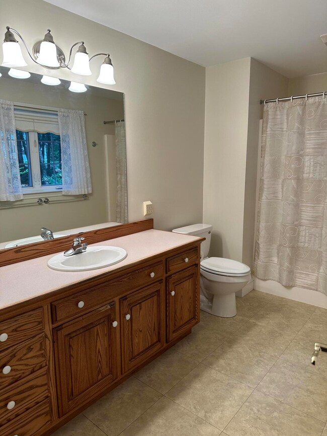 En Suite Bathroom