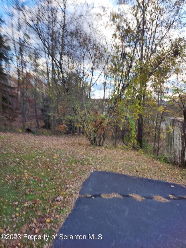 64 Lincoln St, Pittston, PA 18640 - photo 7