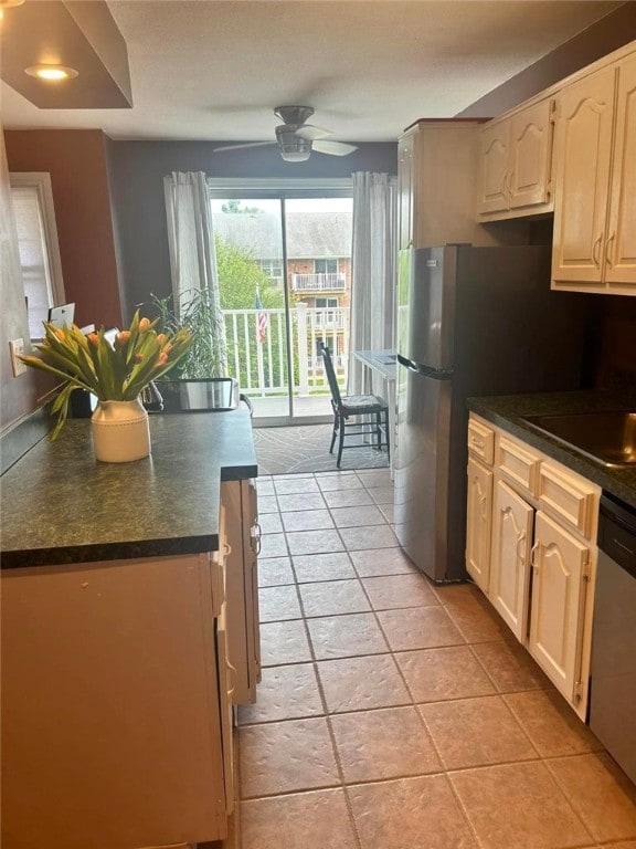 23 Bullocks Point Ave unit 8C, Riverside, RI 02915 - photo 6