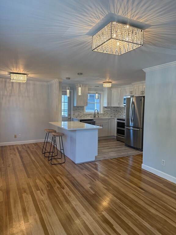 128 Seminole Ave, Waltham, MA 02451 - photo 4