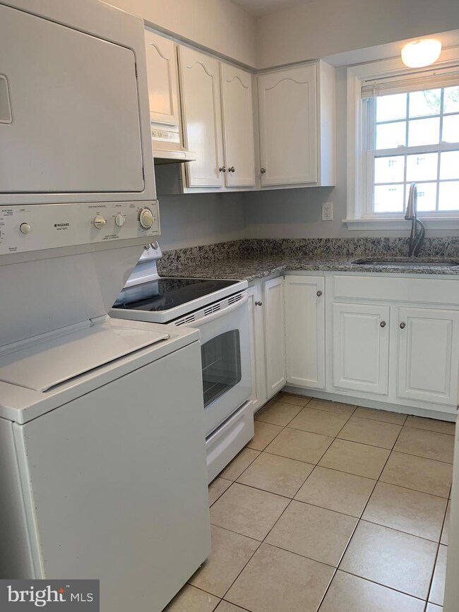 172C Leeds Ct W unit C, Warrenton, VA 20186 - photo 7