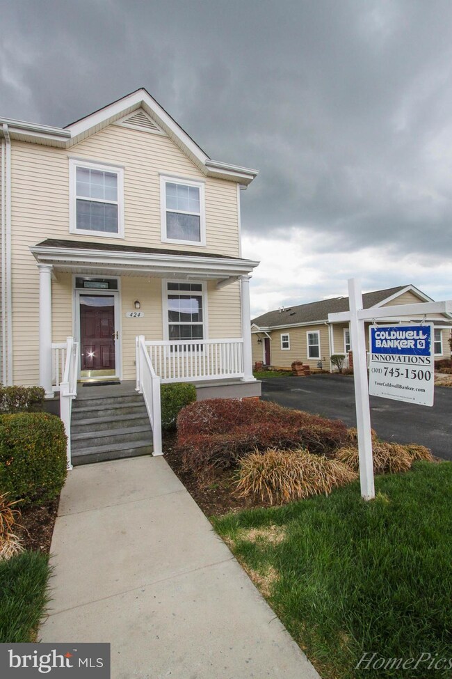 424 Gandy Dancer Ct, Hagerstown, MD 21740 - photo 2