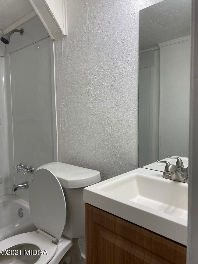 elkan bathroom main