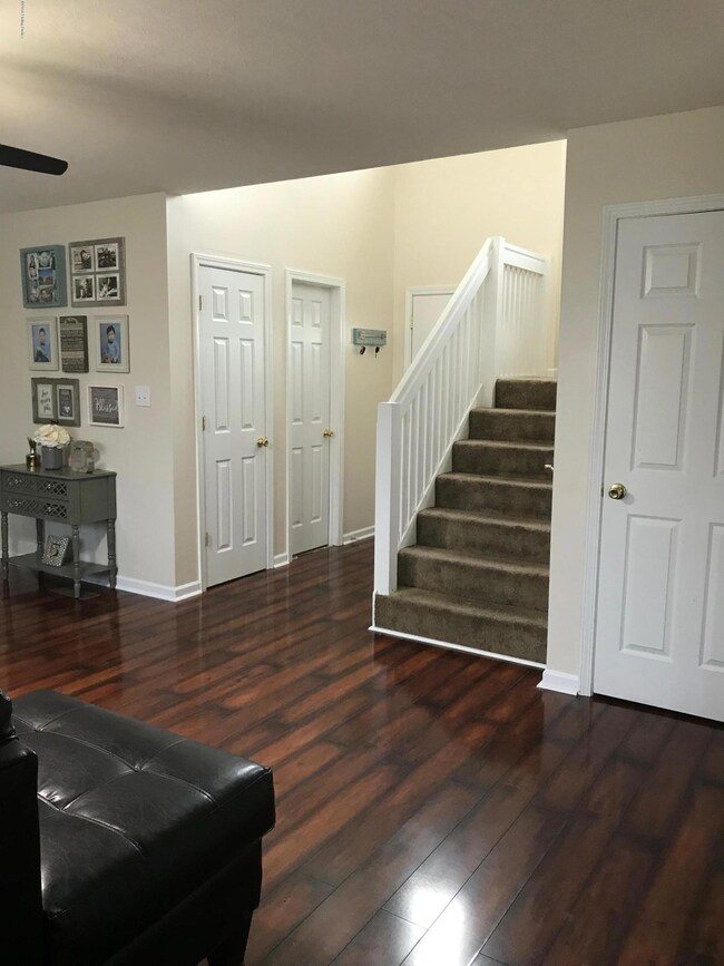 7603 Beulah Church Rd, Louisville, KY 40228 - photo 5