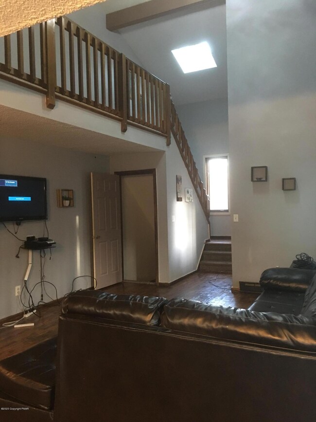 1188 Woodland Dr, East Stroudsburg, PA 18301 - photo 4