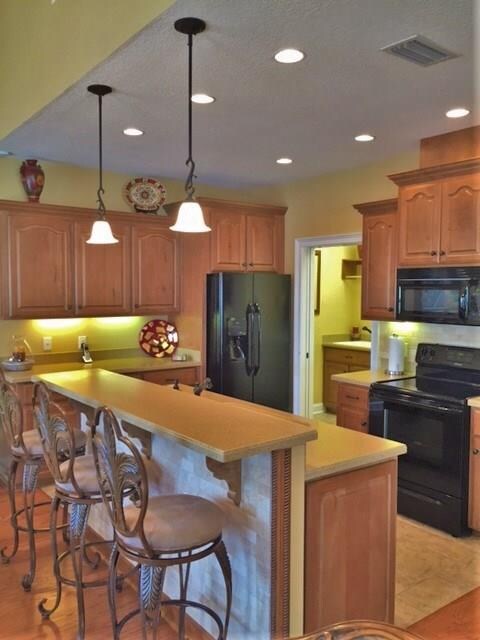 520 Fox Run Cir, Brunswick, GA 31525 - photo 4