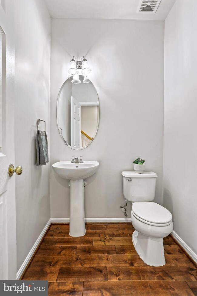 12030 Kemps Landing Cir, Manassas, VA 20109 - photo 5