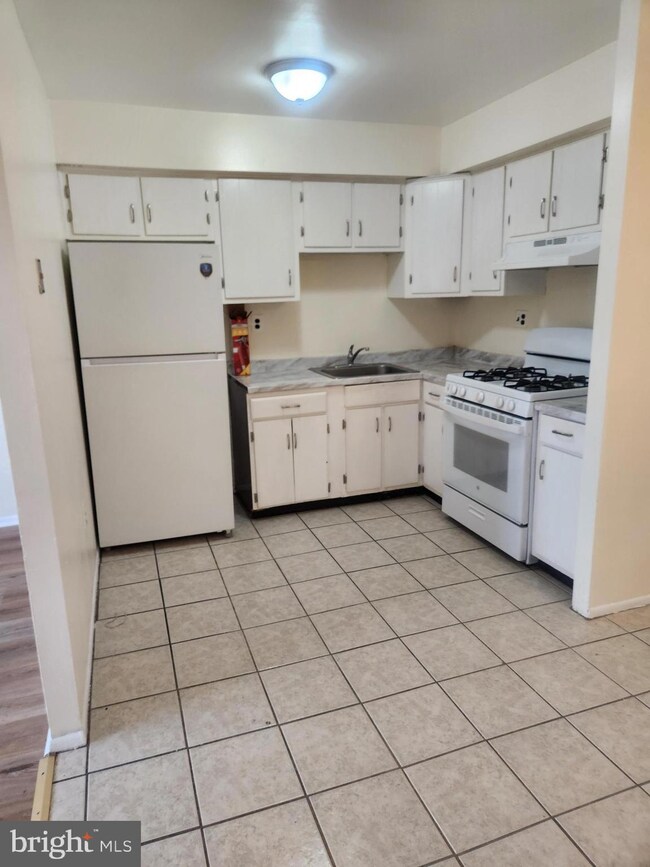 4320 E Howell St unit 1, Philadelphia, PA 19135 - photo 7