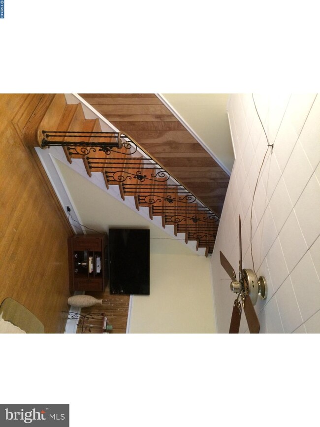 233 W Albemarle Ave, Lansdowne, PA 19050 - photo 3