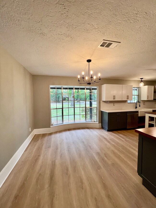 2347 Shadow Glen Ln, Spring, TX 77386 - photo 5