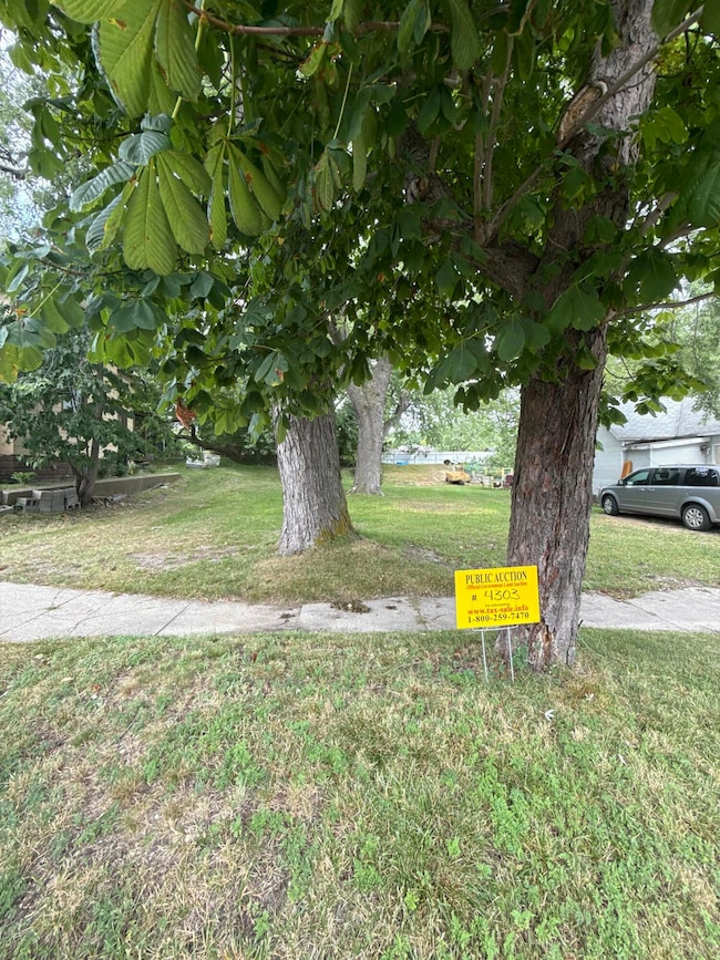 150 Monroe St, Manistee, MI 49660 - photo 2