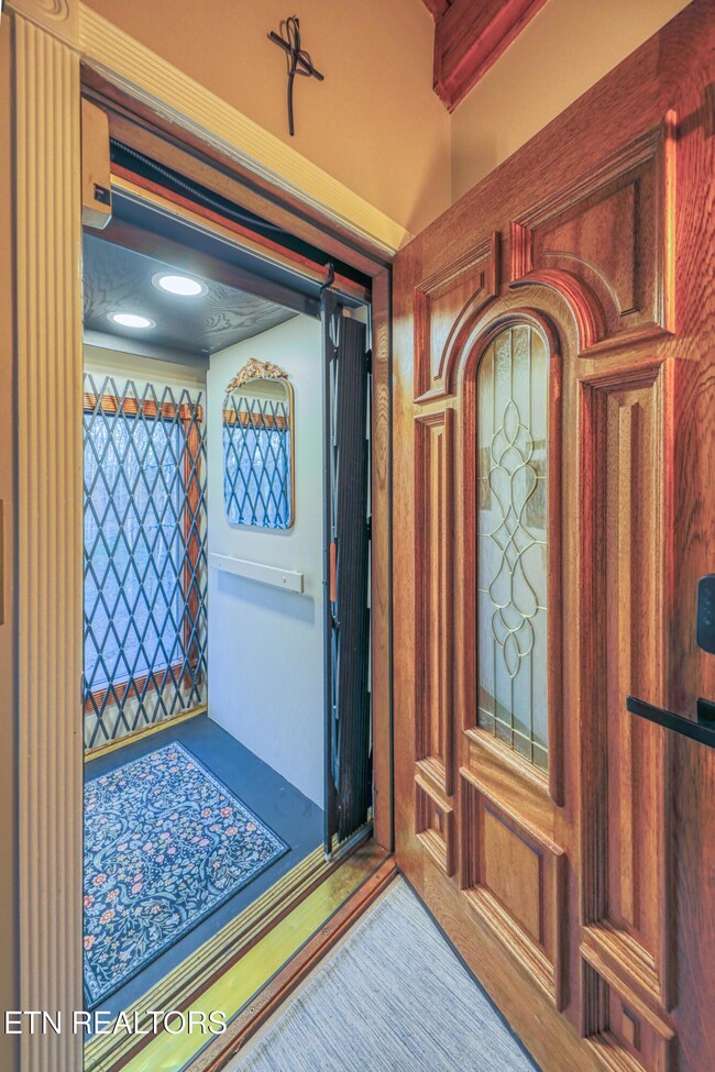 333 Enchanted Forest Ln, Sevierville, TN 37876 - photo 3