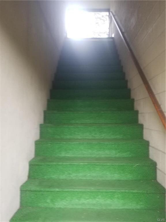 1617 W Hamilton St unit REAR, Allentown City, PA 18104 - photo 7