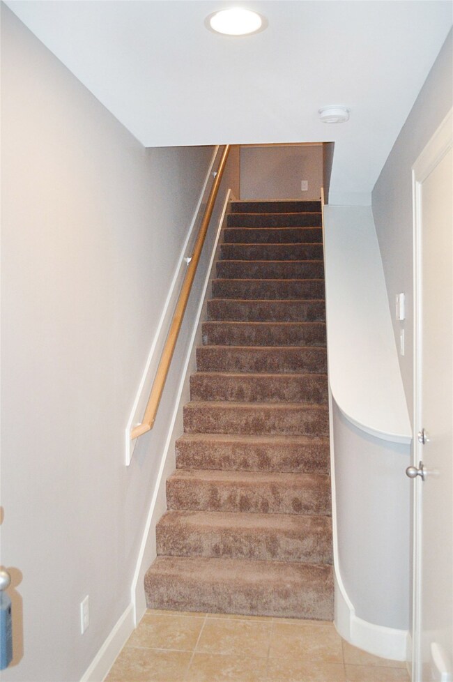 11315 S Main St unit 201, Houston, TX 77025 - photo 4