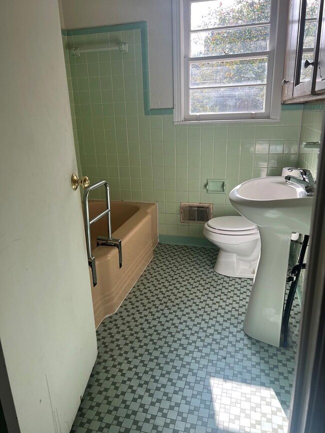 full bath