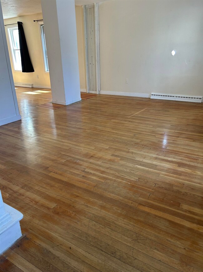 13 Grove St, Nashua, NH 03064 - photo 7