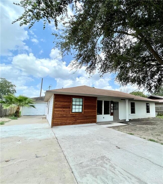 810 W Cancun St, Weslaco, TX 78599 - photo 2