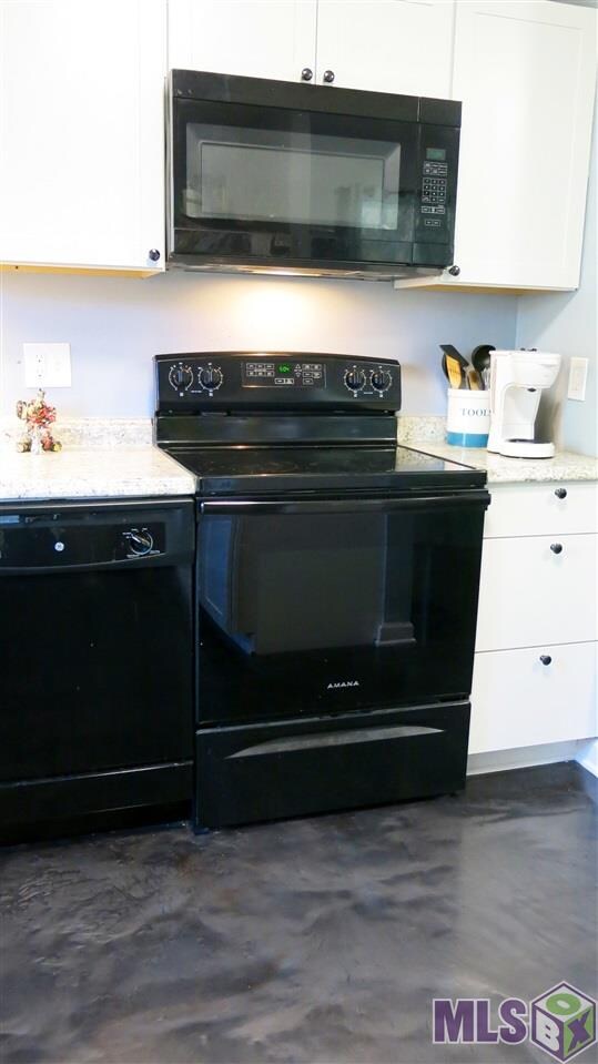 Amana range with self cleaning oven, Whirlpool MW,