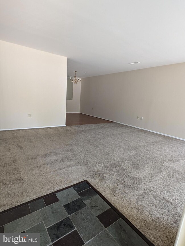 3102 Farnborough Ct unit C, Silver Spring, MD 20906 - photo 5