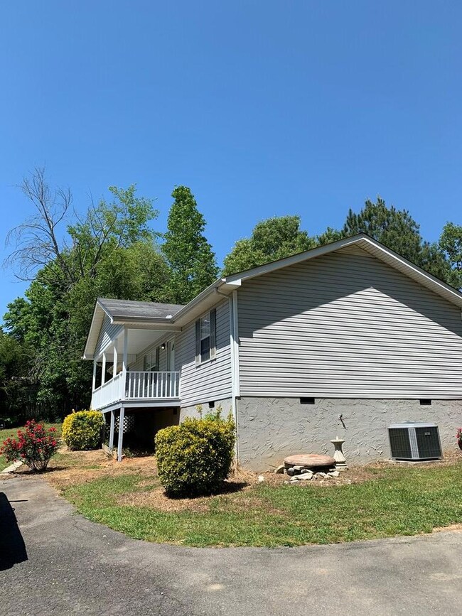 2476 Waring Rd NW, Dalton, GA 30721 - photo 2