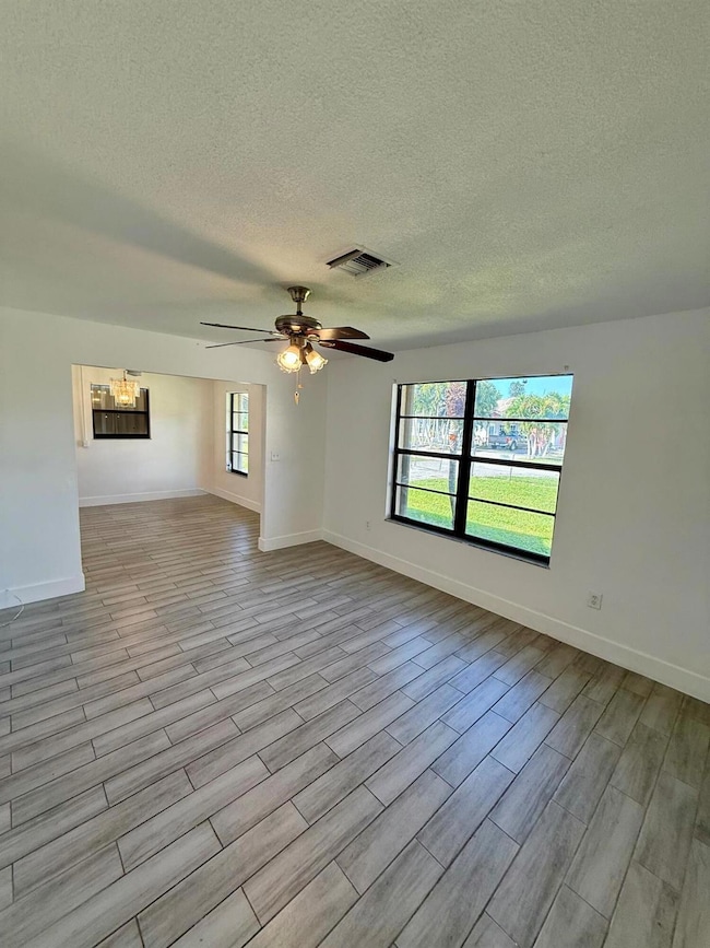 832 SW Avenue I, Belle Glade, FL 33430 - photo 5