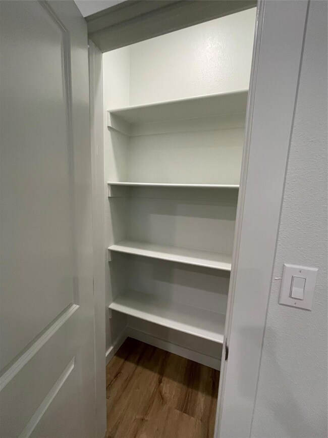 524 W Florence St, Denison, TX 75020 - photo 6