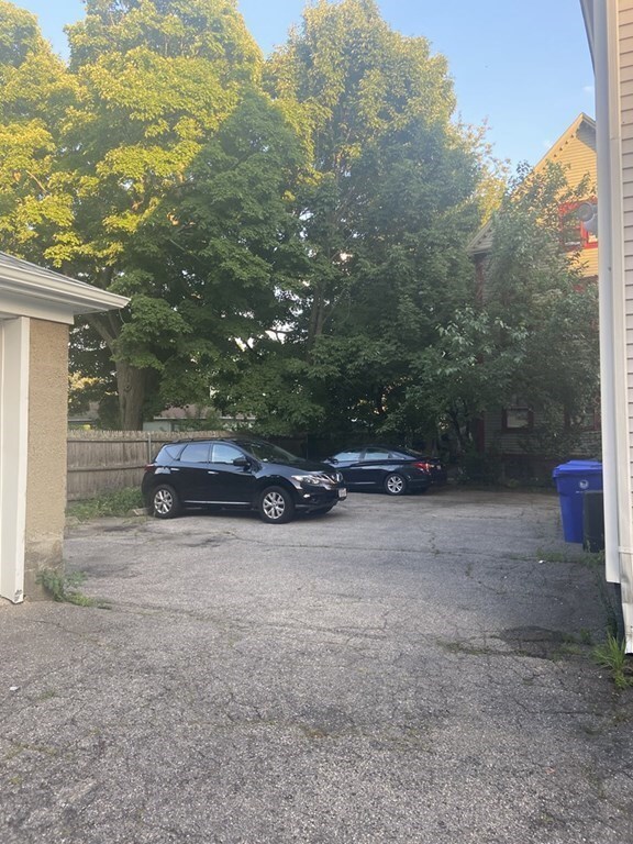 16 Maynard St, Pawtucket, RI 02860 - photo 4