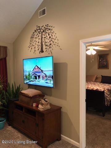 400 Forest Ridge Dr, Mount Washington, KY 40047 - photo 2