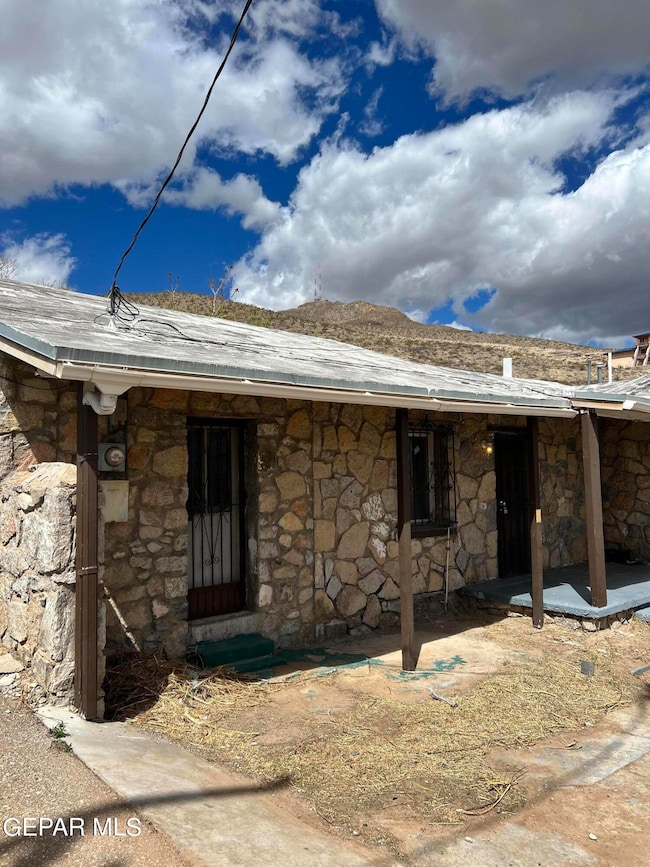 2406 Lebanon Ave unit Rear, El Paso, TX 79930 - photo 2