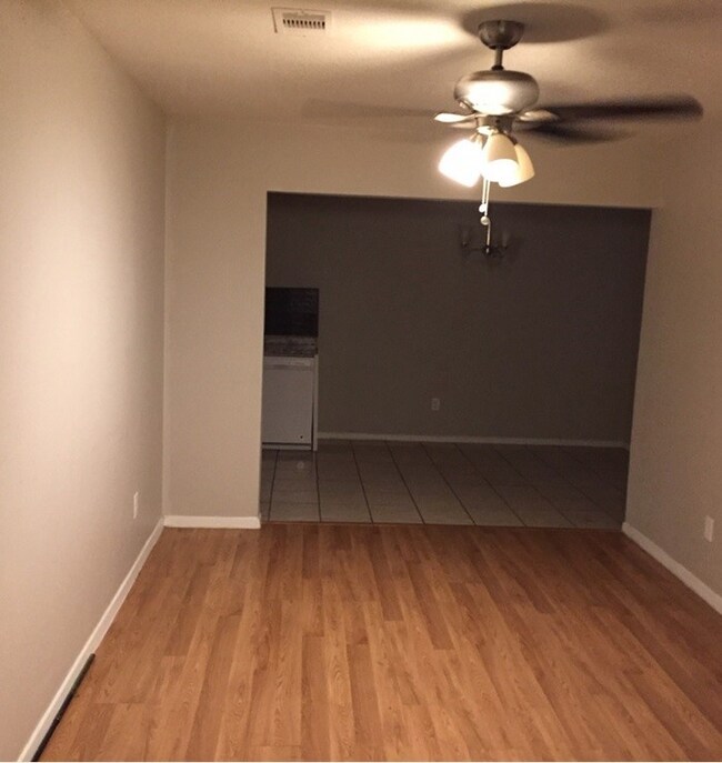 2533 Glen Ave, Houston, TX 77088 - photo 6