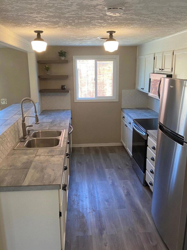 22860 Mcgrath Rd, Bend, OR 97701 - photo 6