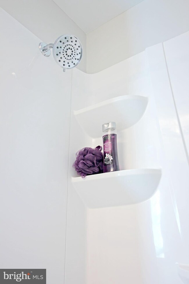 102 Baltimore Ave, Halethorpe, MD 21227 - photo 7