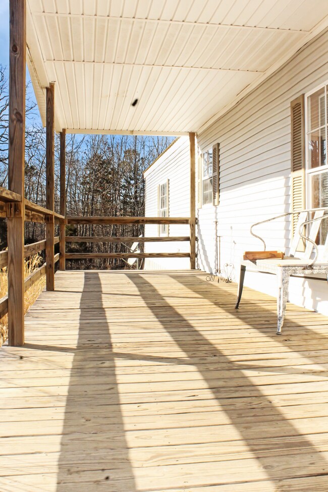 517 Cottrell Ridge Rd, Dover, TN 37058 - photo 4